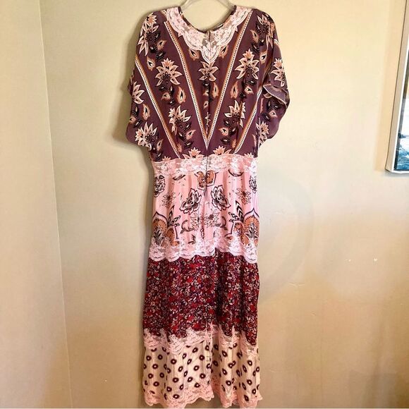 NEW FARM Rio Glam Tapestry Burgundy Lace Short Sleeve Maxi Dress Floral Pink XL - Picture 11 of 16
